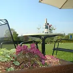 Restaurant N 4 3*