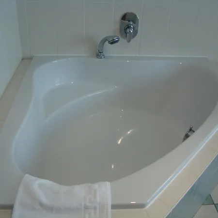 Hotel Restaurant N 4 Martelange